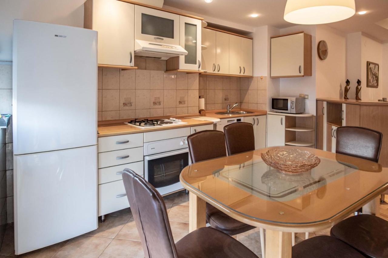 Apartment Emilija Szkopje Kültér fotó