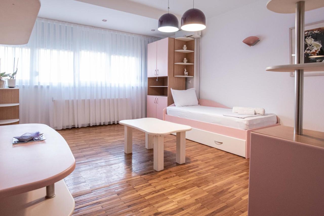 Apartment Emilija Szkopje Kültér fotó